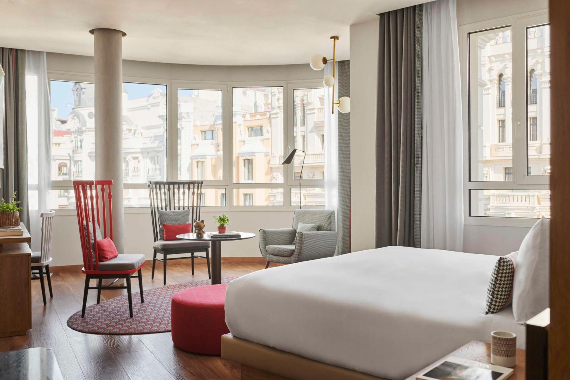 Hyatt Centric Gran Via Madrid Hotel Luaran gambar Deluxe Room