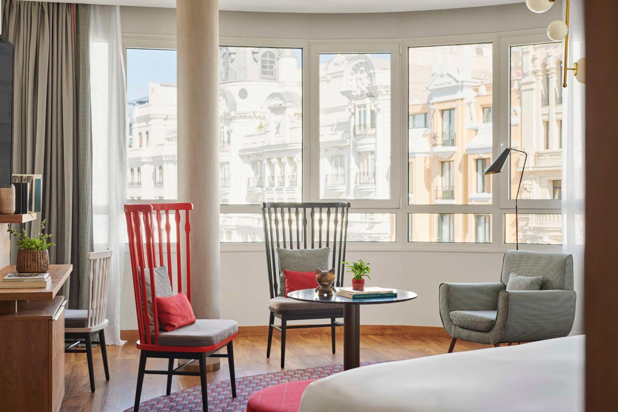 Hyatt Centric Gran Via Madrid Hotel Luaran gambar Deluxe Room