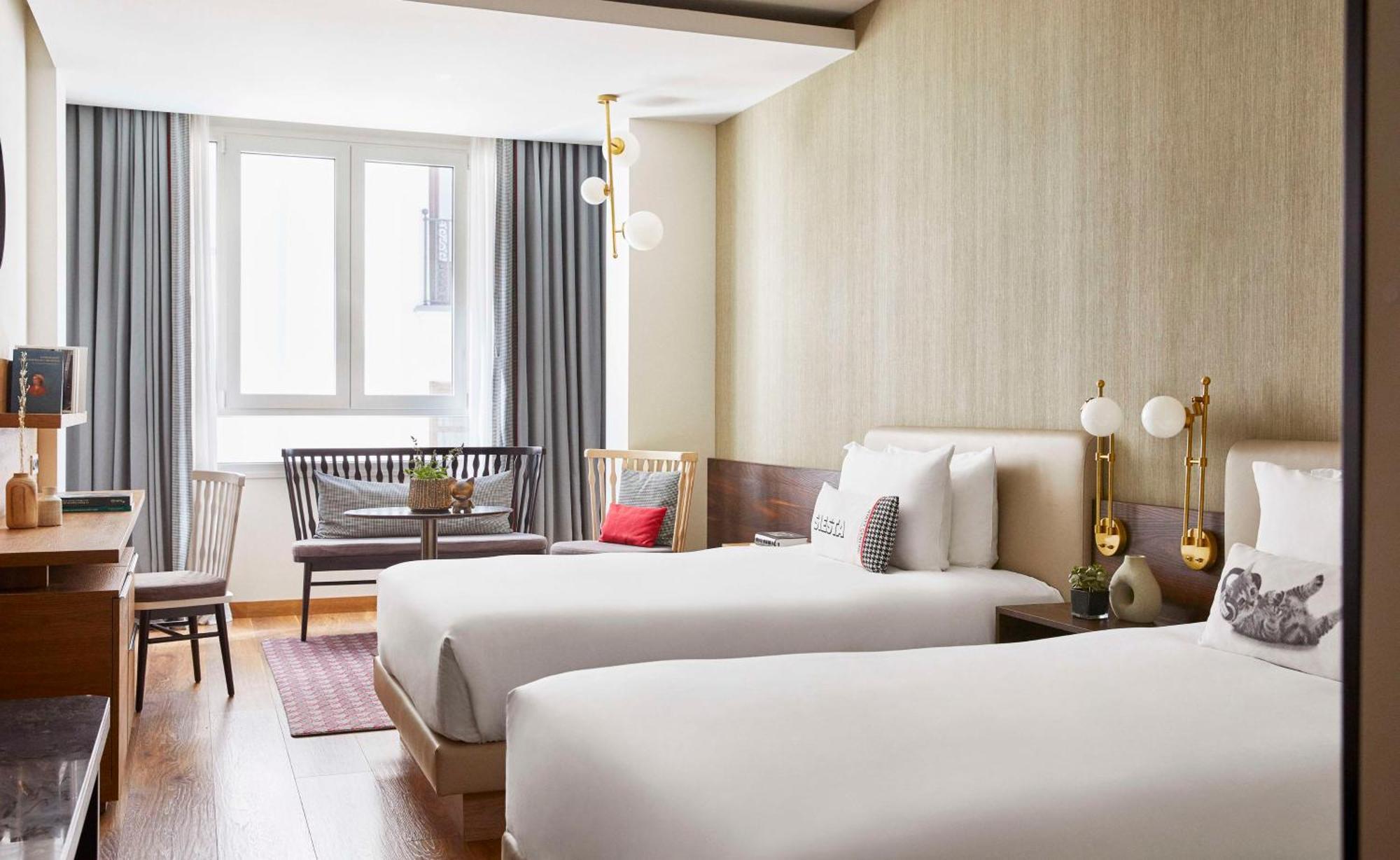 Hyatt Centric Gran Via Madrid Hotel Luaran gambar Deluxe Room