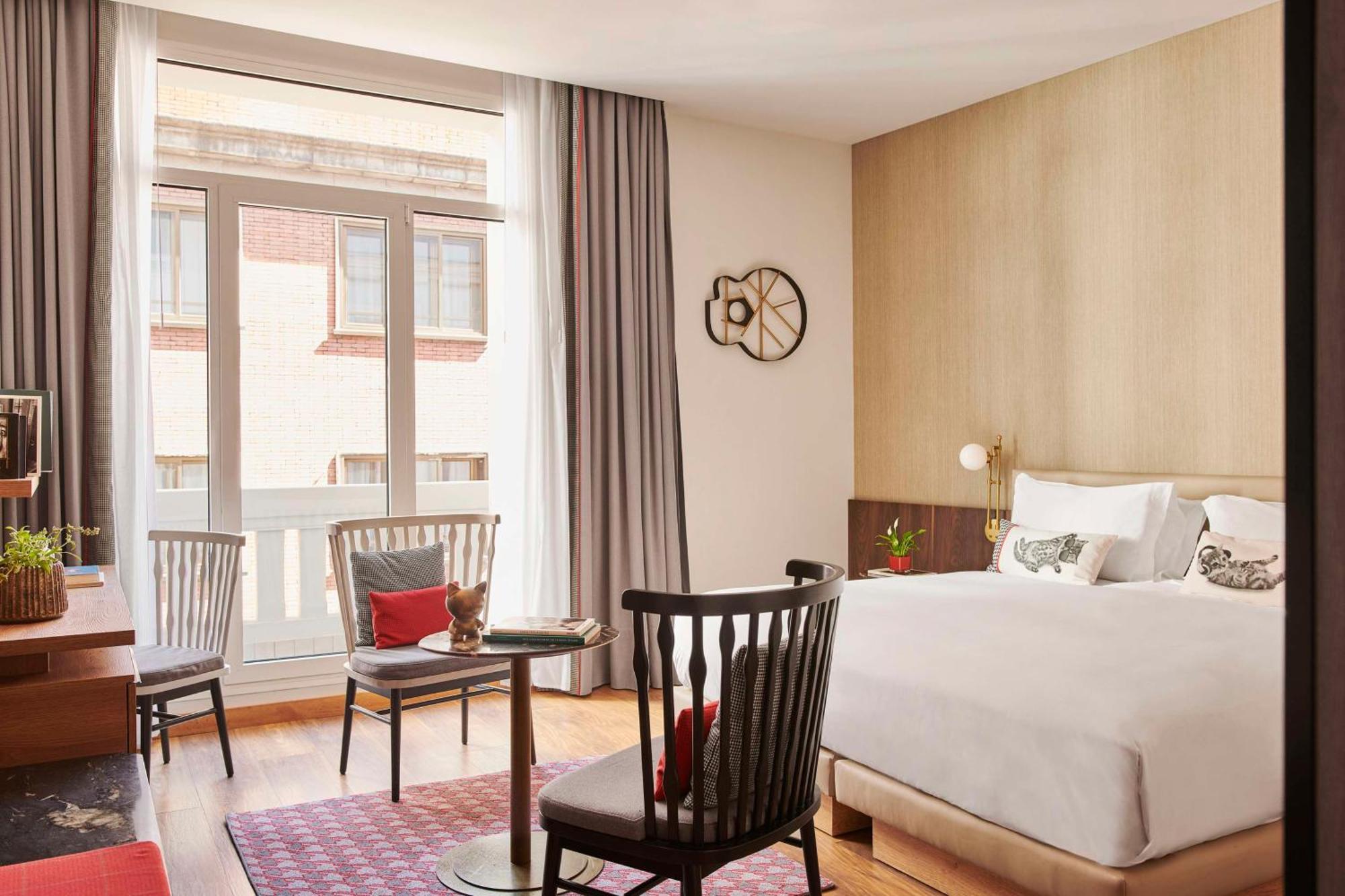 Hyatt Centric Gran Via Madrid Hotel Luaran gambar Deluxe Room